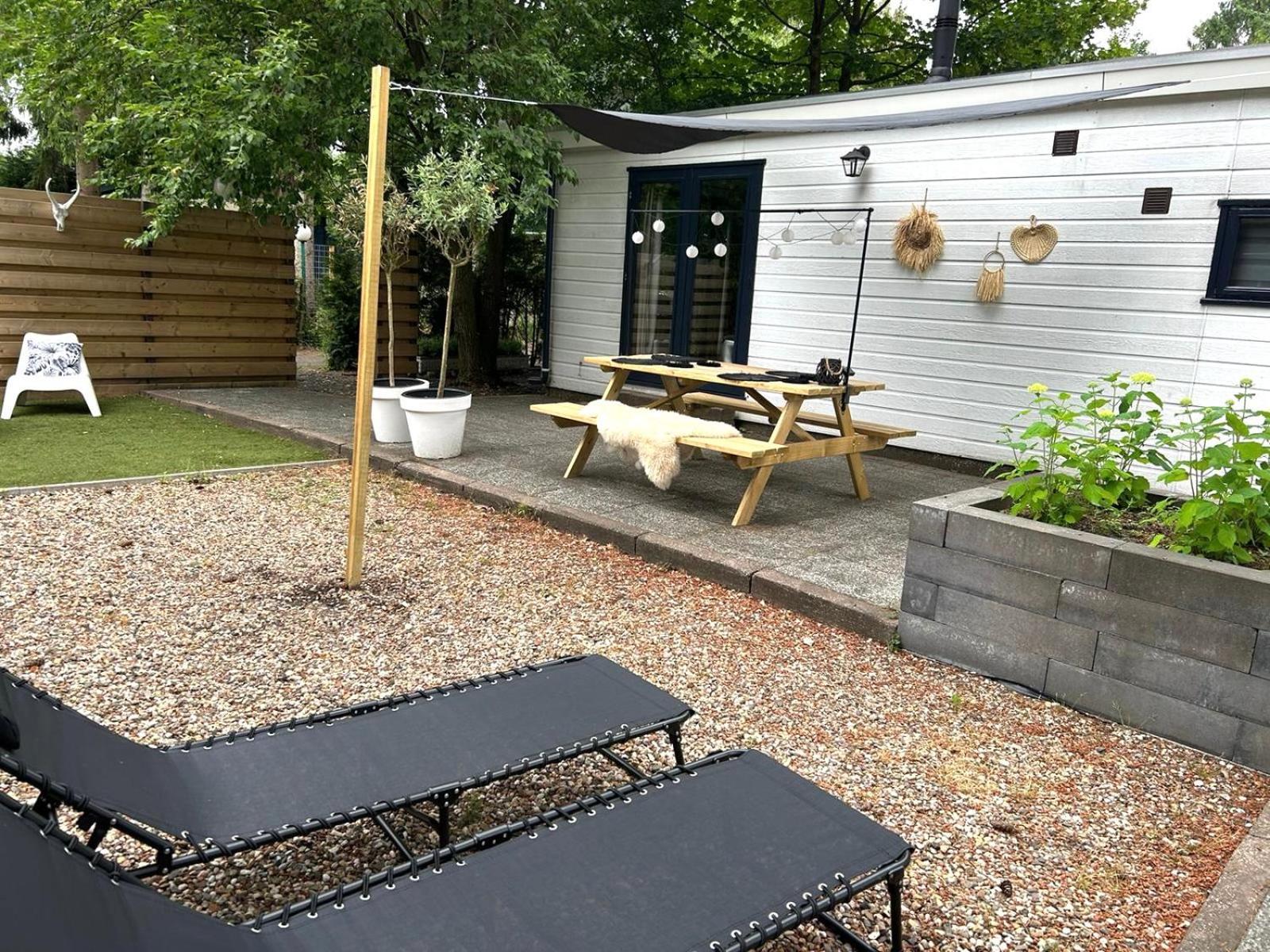 Boutique Chalet Veluwe Путен Екстериор снимка